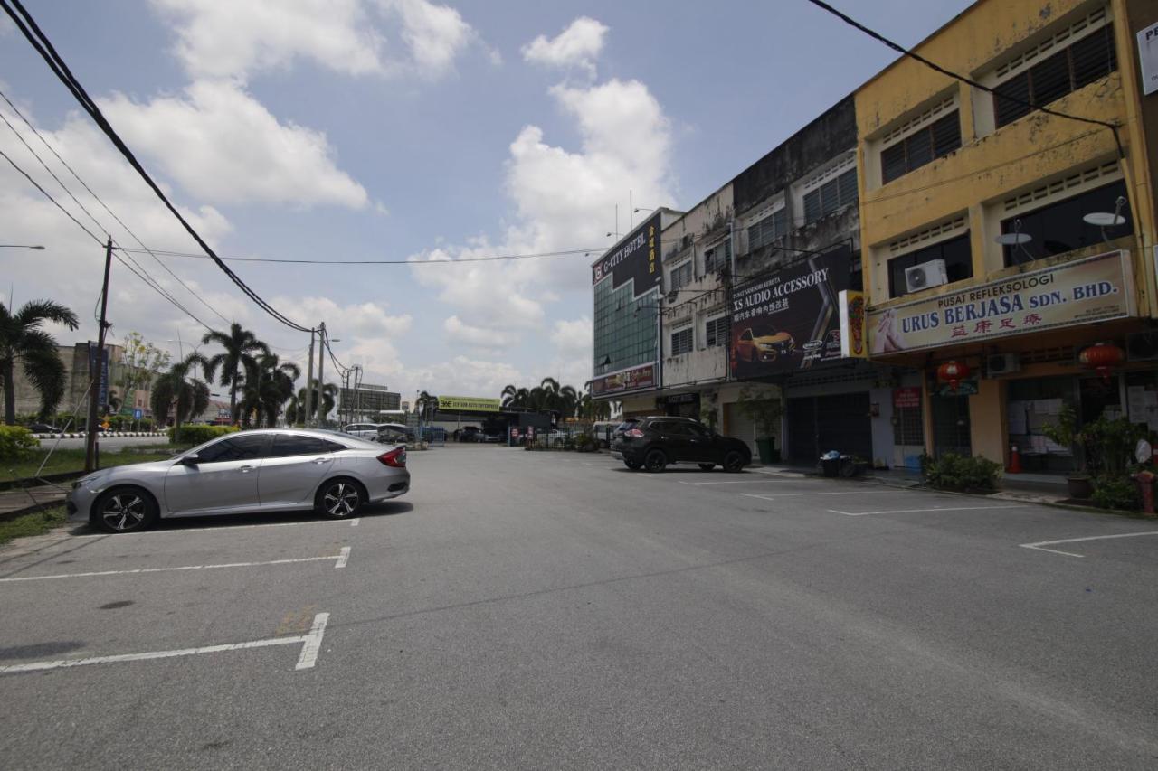 G City Hotel Teluk Intan Εξωτερικό φωτογραφία